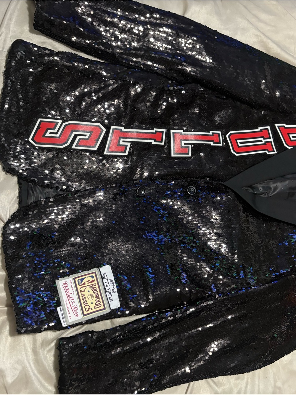 Hardwood Classics Scottie Pippen Sequin Jacket - Black / sneaker ball jacket